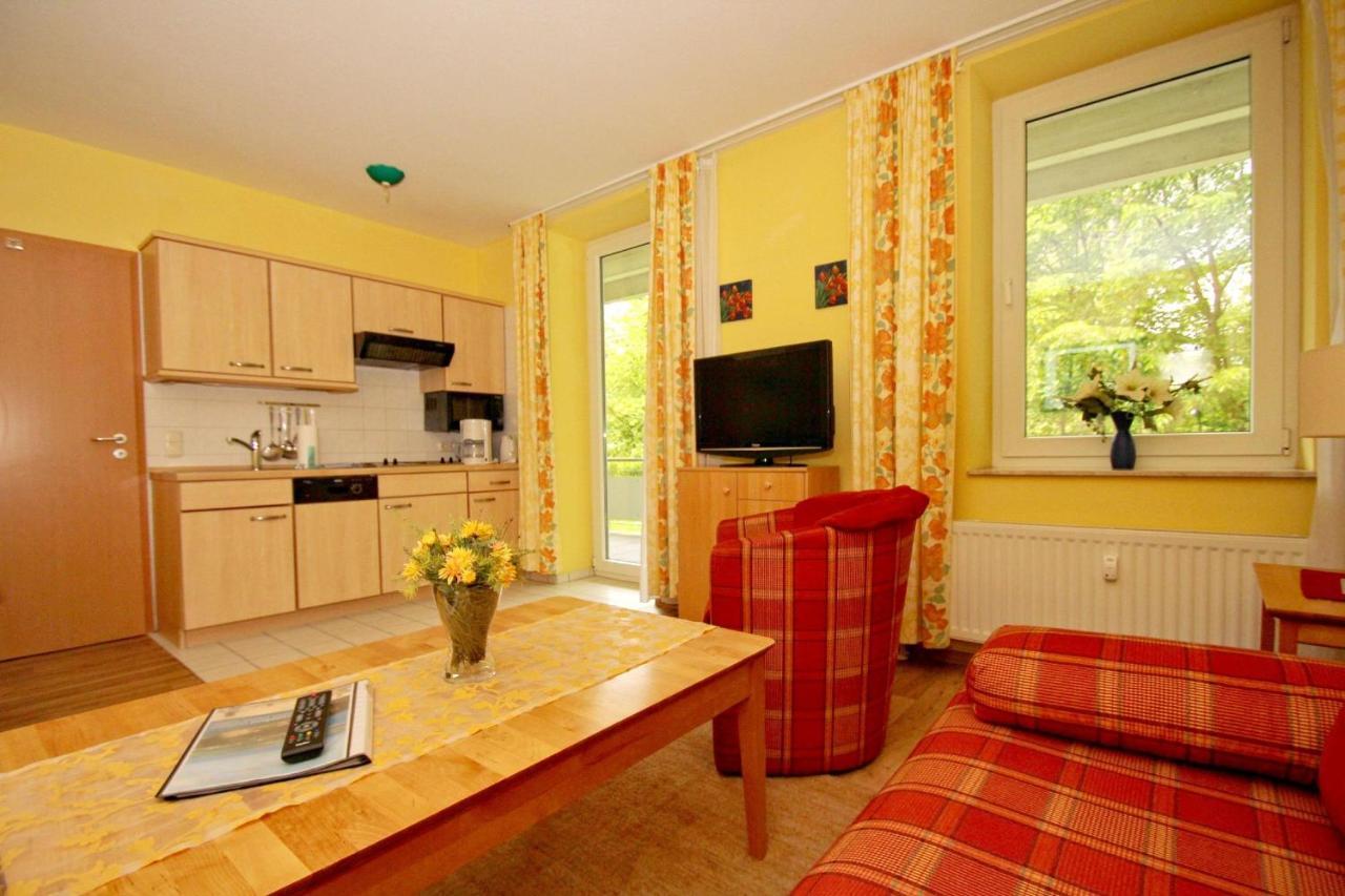 Strandnah, Balkon, Ahoi Erlebnisbad In Sellin Gratis - Strandresidenz Brandenburg Fewo 08 Goehren  Extérieur photo